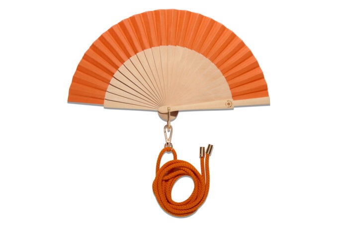 Eventail-Take-Away-Orange-fond-blanc-web
